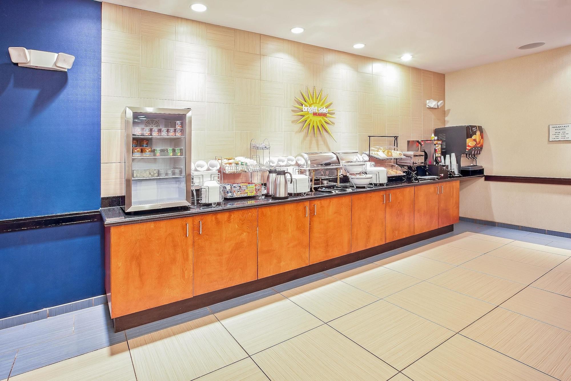 Hotel La Quinta By Wyndham Indianapolis Airport Plainfield Zewnętrze zdjęcie